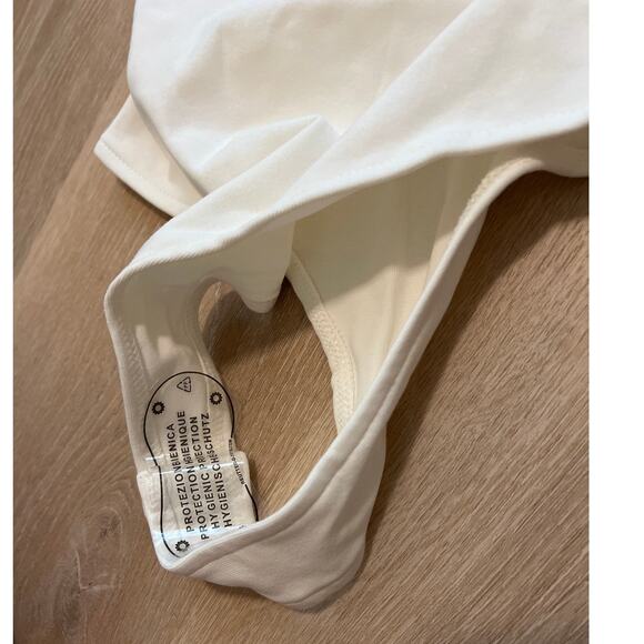 NWT Endless Rose White Ruffle Bodysuit White Size Extra Small One Shoulder - Picture 5 of 5